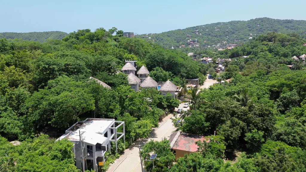 Terreno en Venta en Mazunte Centro. con Acceso Privado y Alta Plusvalía - 3